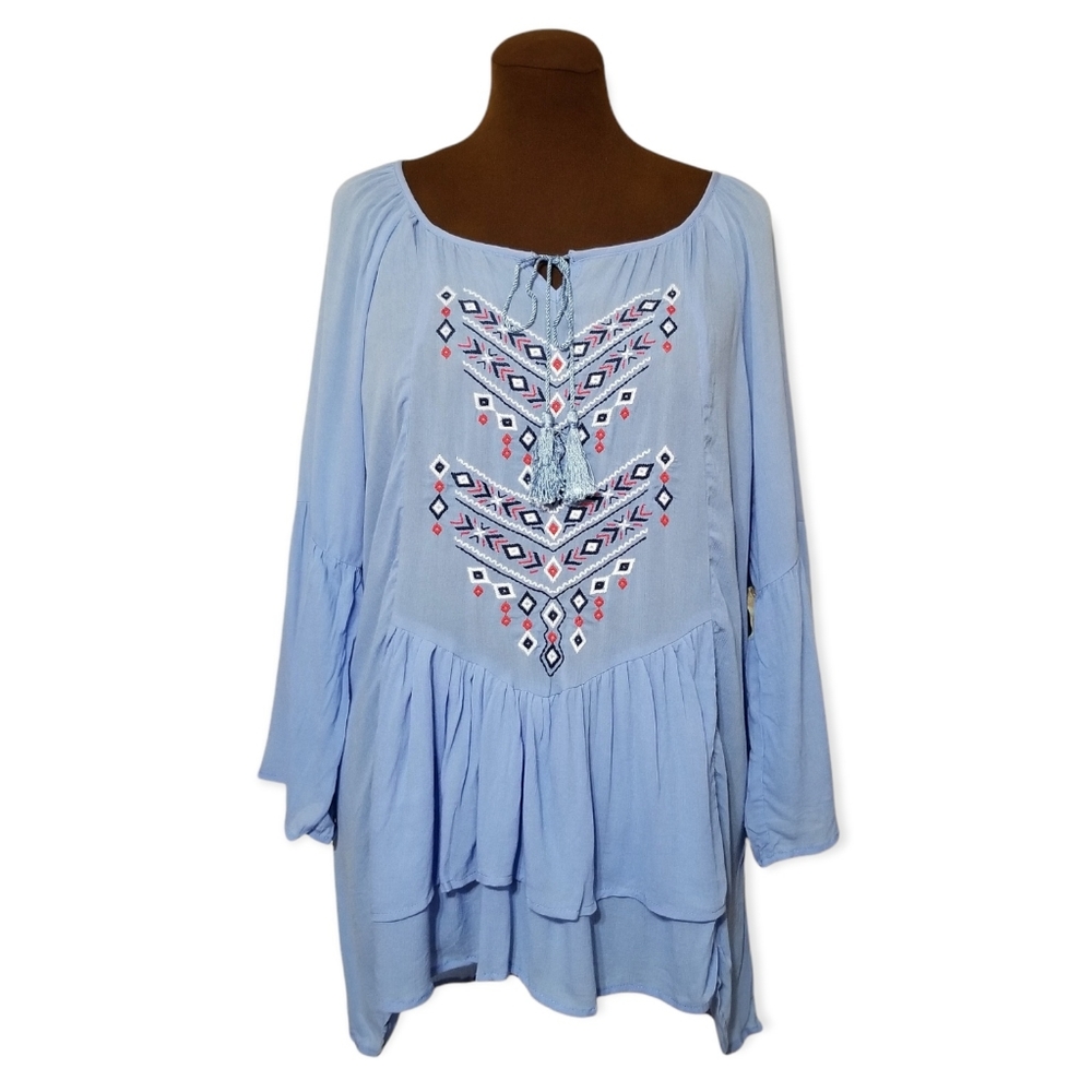 NWT One World Boho Tassel Tunic Top 1X | Light Blue Embroidered Cottagecore
